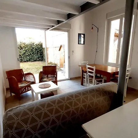 Saint-palais-sur-mer, 3 Pièces, 6 Personnes - Fr-1-494-107